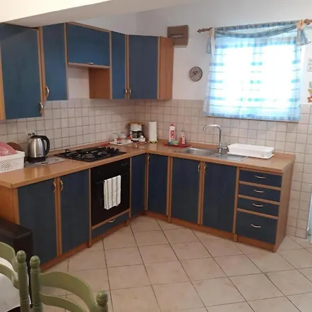 Perla Apartment Pirovac