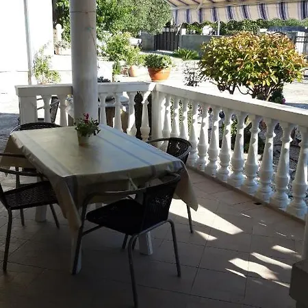 Perla Appartement Pirovac